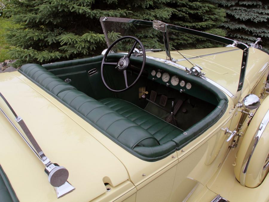  Chrysler Imperial Dual Cowl Phaeton by LeBaron 1931 года  (фото 5 из 25)